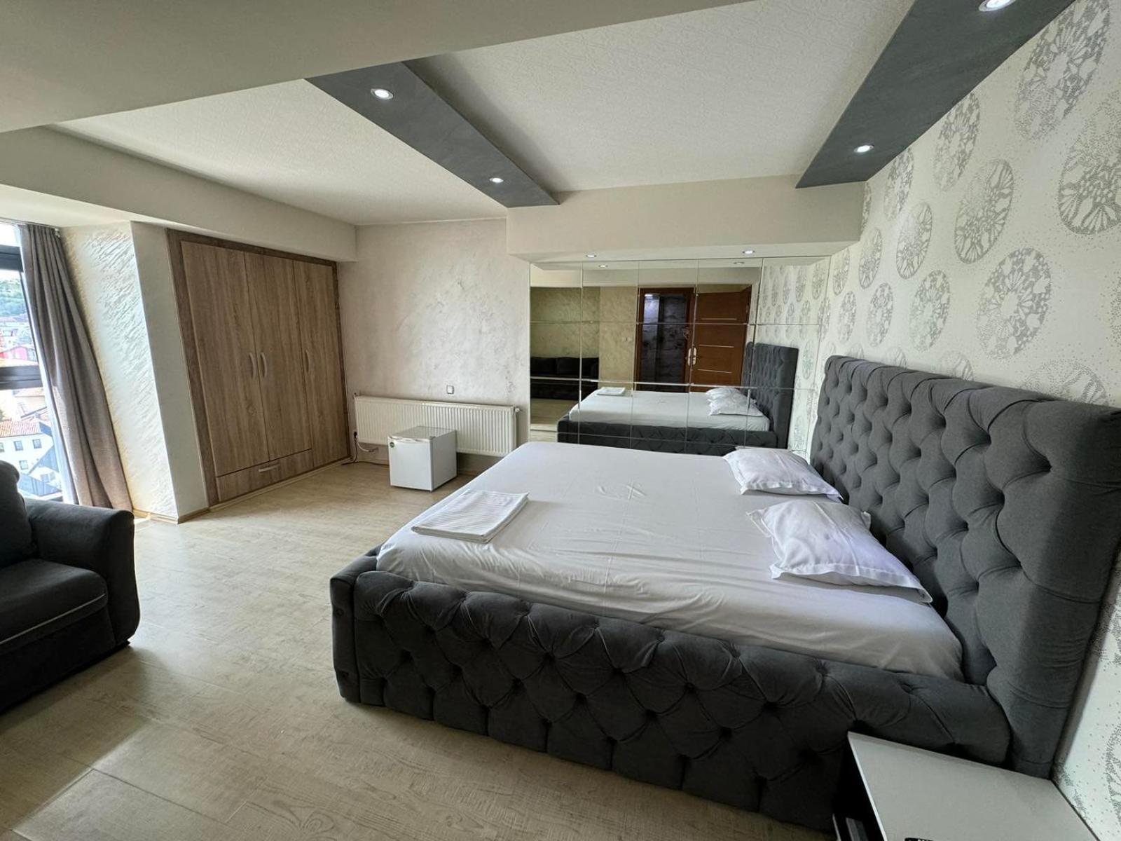 Hotel Pashtriku Gjakova Exterior photo